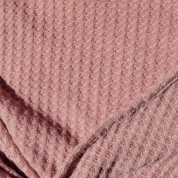 Shein crop top with cross-knot - Picture 3 of 3